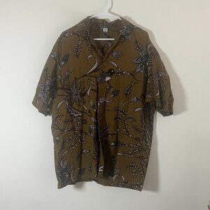 Men's Casual Button Down Shirt - EUC